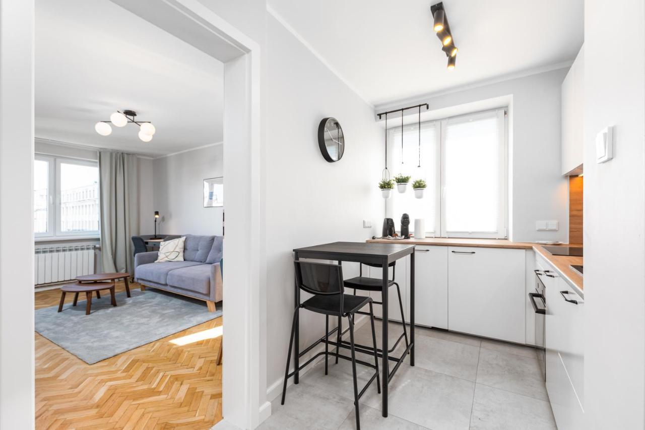 Pl. Dabrowskiego 12 By Homeprime Varşovia Exterior foto