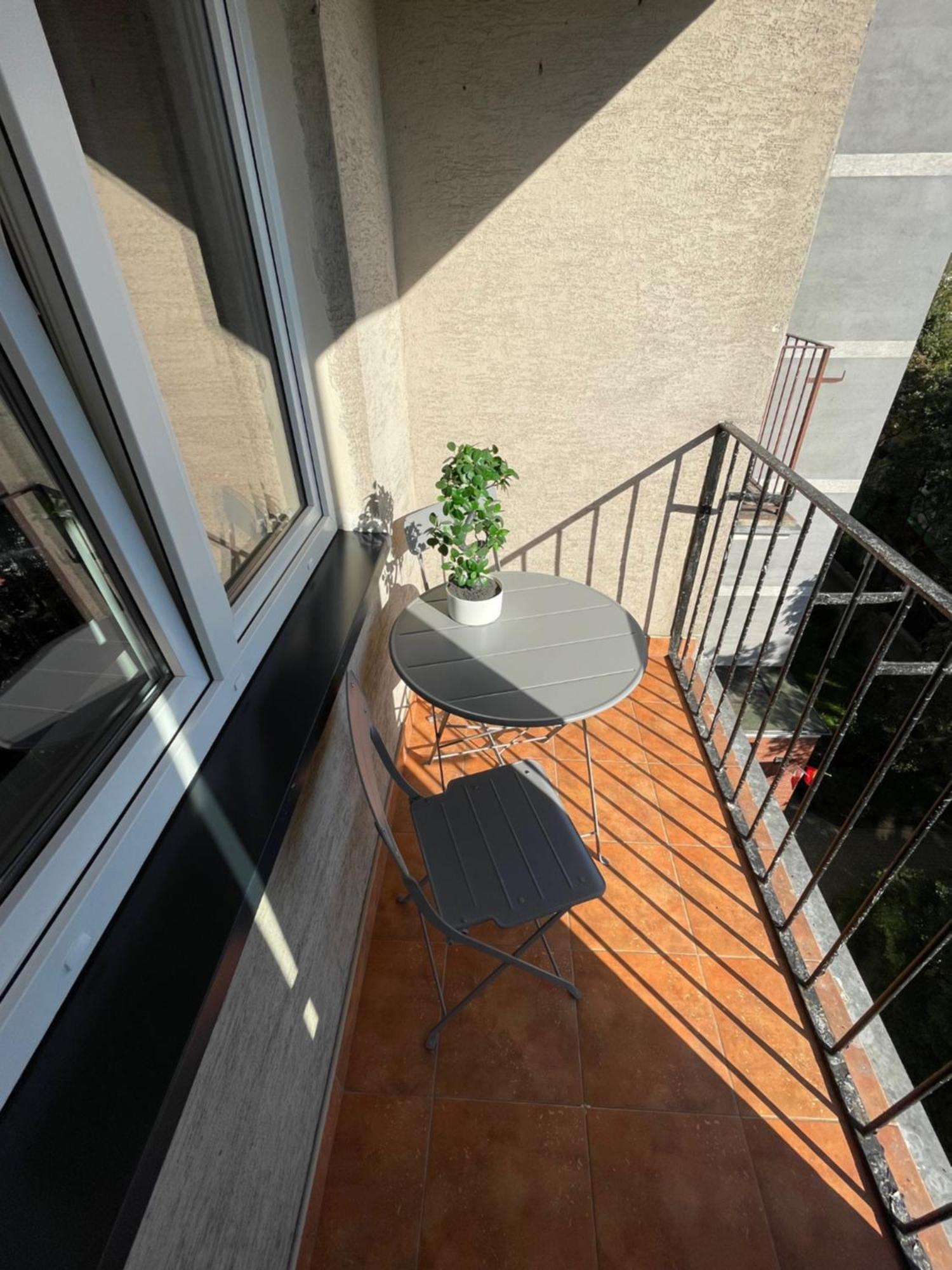 Pl. Dabrowskiego 12 By Homeprime Varşovia Exterior foto